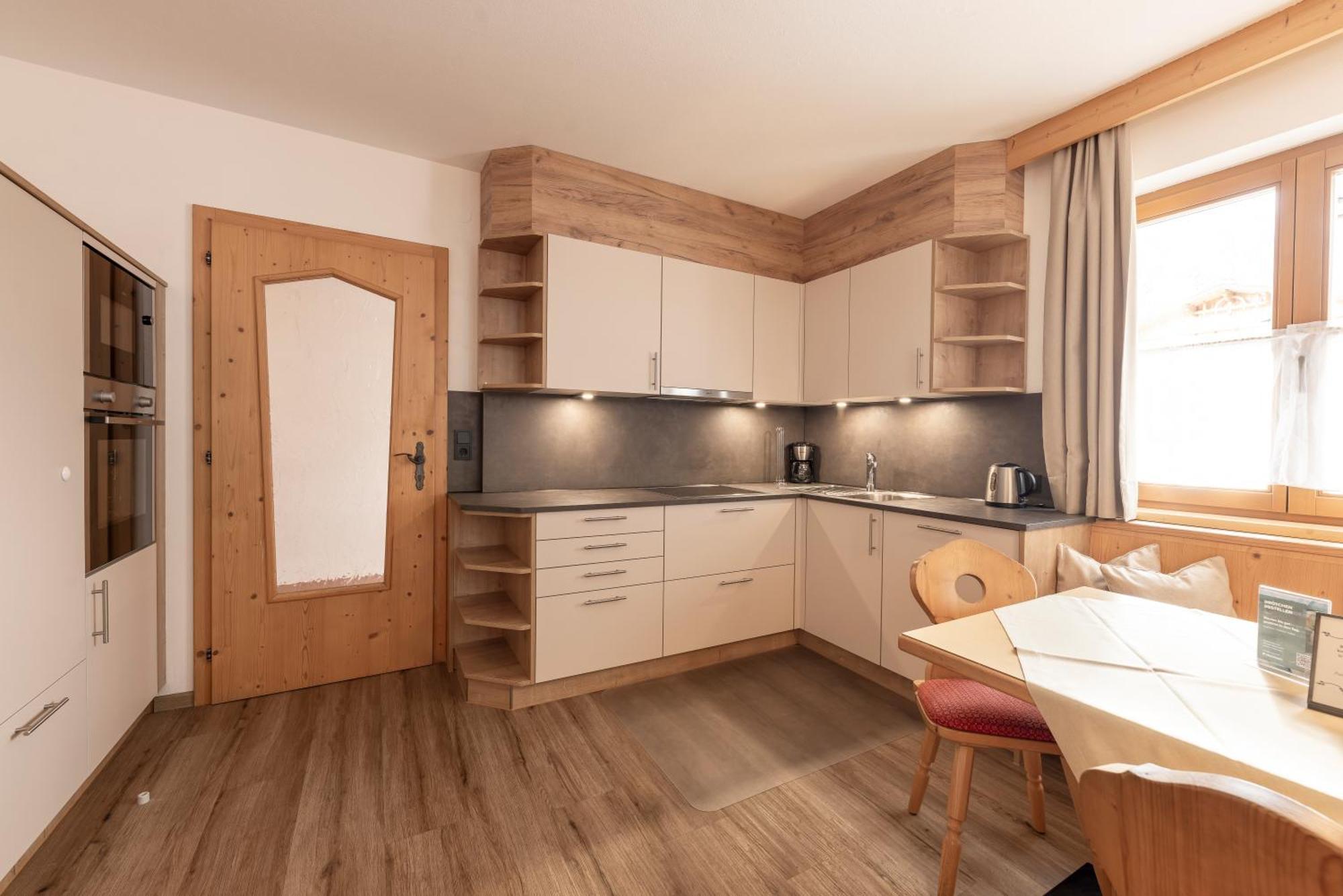 Landhaus Pfurtscheller Neustift im Stubaital Luaran gambar