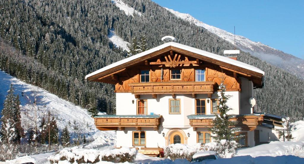 Landhaus Pfurtscheller Neustift im Stubaital Luaran gambar