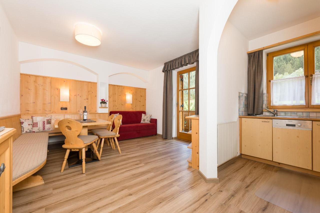 Landhaus Pfurtscheller Neustift im Stubaital Luaran gambar